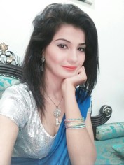 Model Neelam +971561616995